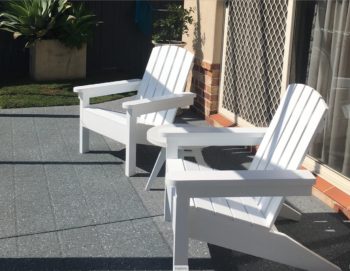 Hamptons White Chair - Image 3